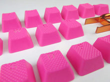 Görseli Galeri görüntüleyiciye yükleyin, Tai-Hao Rubber Gaming Aydınlatmalı Keycaps Set - 18 Keys Rubberized DoubleShot Key Caps (Neon Pembe)