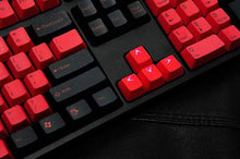 Görseli Galeri görüntüleyiciye yükleyin, Tai-Hao Rubber Gaming Aydınlatmalı Keycaps Set - 18 Keys Rubberized DoubleShot Key Caps (Kırmızı)