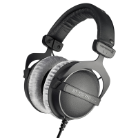 Görseli Galeri görüntüleyiciye yükleyin, Beyerdynamic DT 770 Pro Closed Dynamic Headphone (250 Ohm)