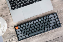 Görseli Galeri görüntüleyiciye yükleyin, Keychron K6 65% Compact Kablosuz Mekanik Oyuncu Klavyesi-Hot-Swappable-Bluetooth 5.1-Multitasking-RGB LED Backlit-N-Key Rollover-Gateron G-Pro Red Switch-Uçak Sınıfı Aluminum