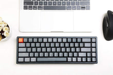 Görseli Galeri görüntüleyiciye yükleyin, Keychron K6 65% Compact Kablosuz Mekanik Oyuncu Klavyesi-Hot-Swappable-Bluetooth 5.1-Multitasking-RGB LED Backlit-N-Key Rollover-Gateron G-Pro Red Switch-Uçak Sınıfı Aluminum