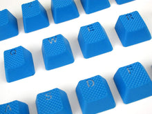 Görseli Galeri görüntüleyiciye yükleyin, Tai-Hao Rubber Gaming Aydınlatmalı Keycaps Set - 18 Keys Rubberized DoubleShot Key Caps (Sky Blue)
